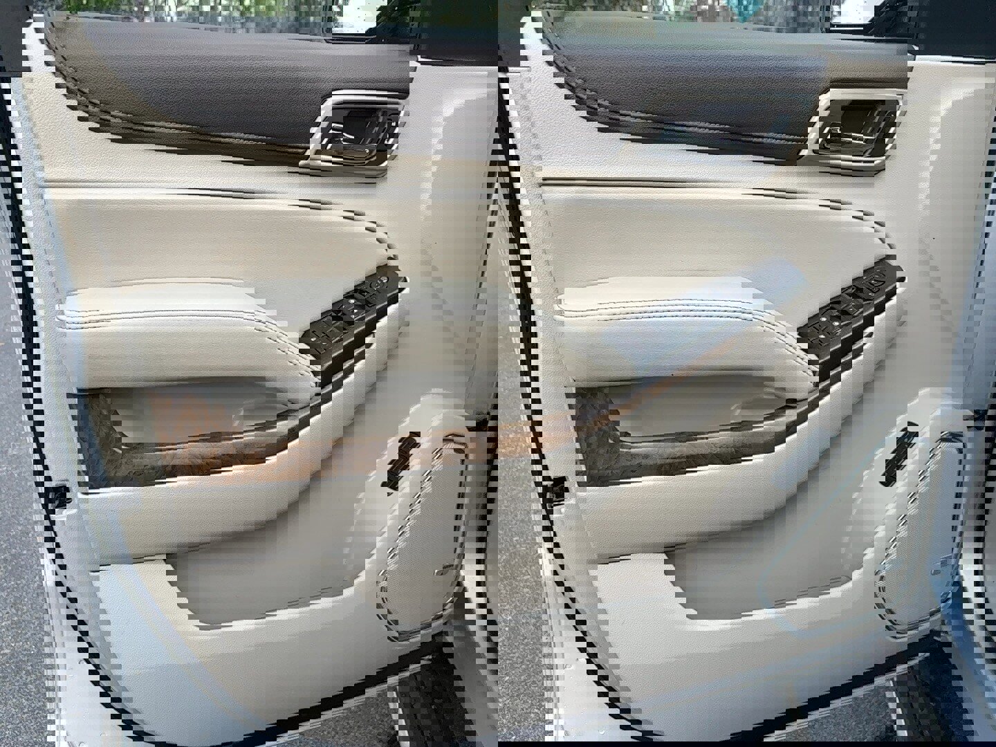 Used 2019 GMC Yukon XL Denali w/ Denali Ultimate Package image 22