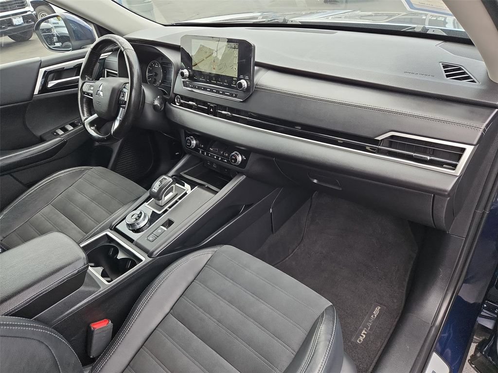Used 2022 Mitsubishi Outlander SE FWD image 20