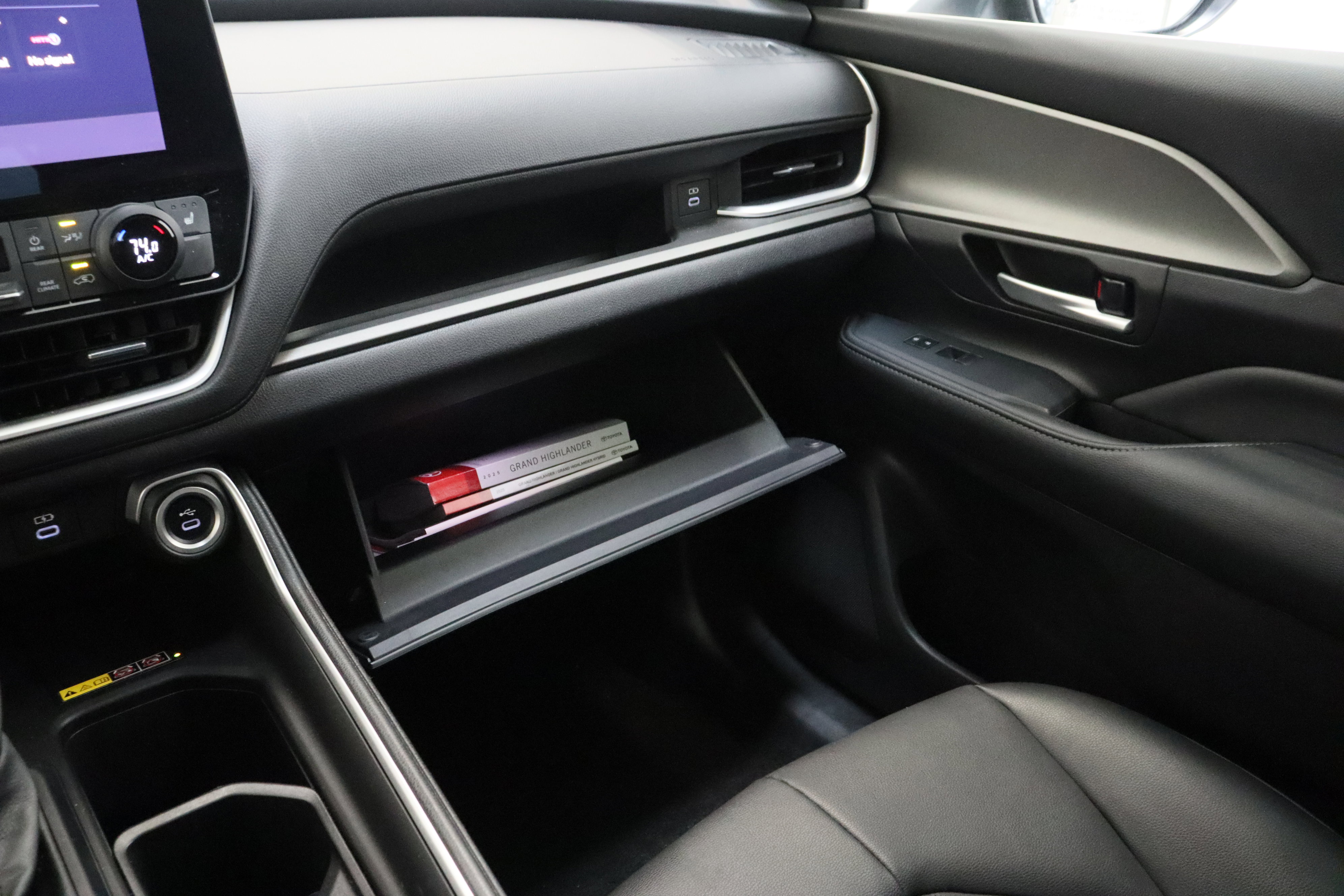 Certified 2025 Toyota Grand Highlander FWD image 24