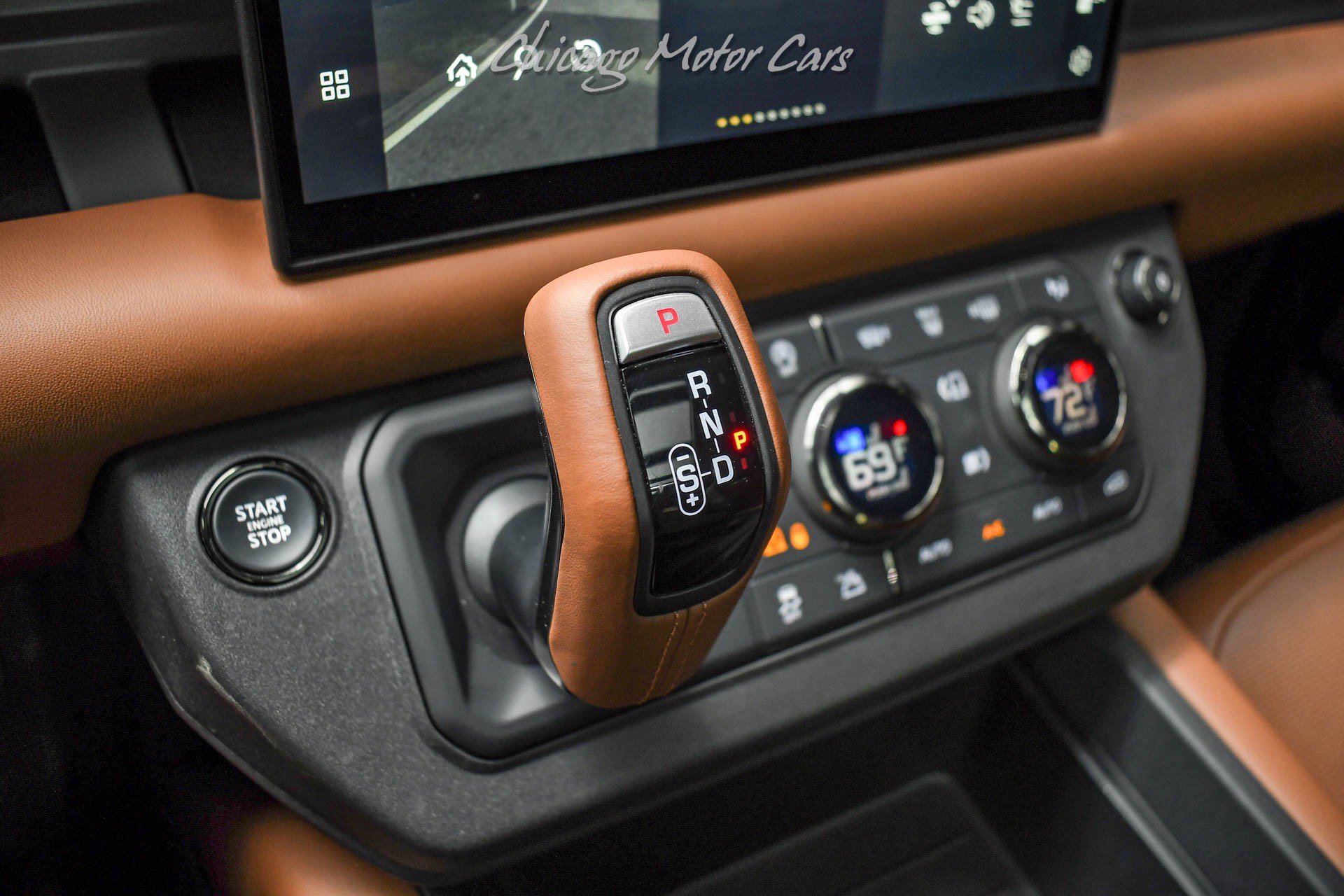 Used 2025 Land Rover Defender 110 AWD/4WD image 19