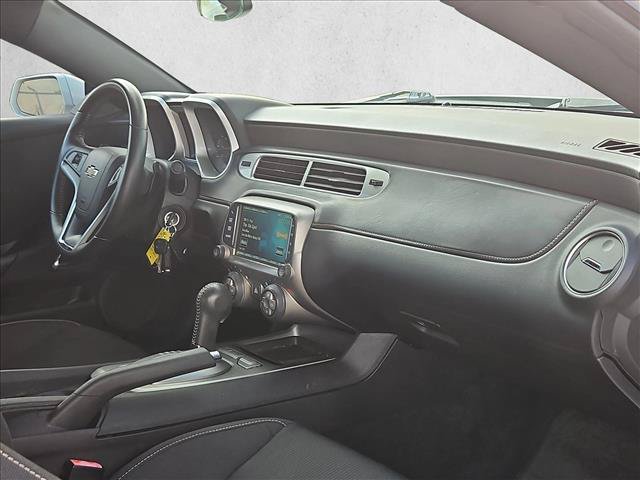 Used 2015 Chevrolet Camaro LT w/ 1LT Preferred Package RWD image 19
