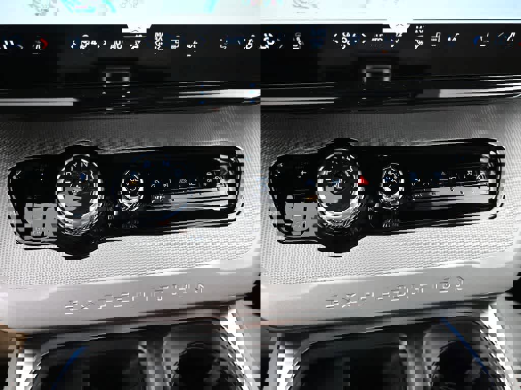 New 2025 Ford Expedition Max Active image 46