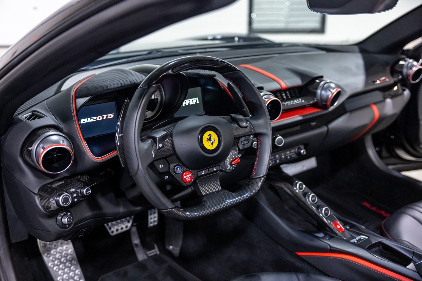 Used 2021 Ferrari 812 GTS RWD image 37