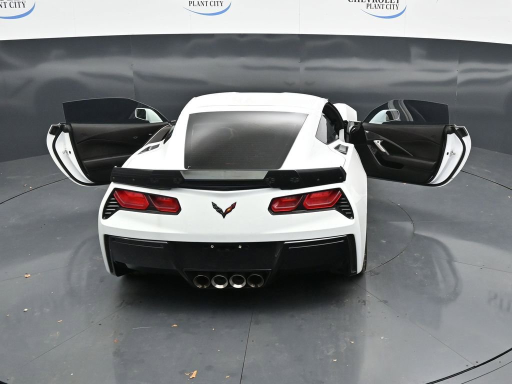 Used 2015 Chevrolet Corvette Stingray Coupe RWD image 35