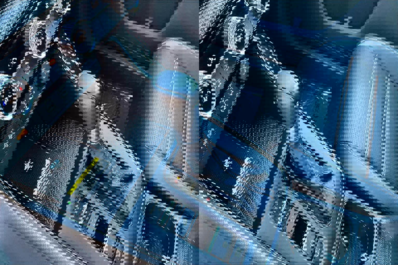 Used 2024 Honda CR-V Sport Touring image 17