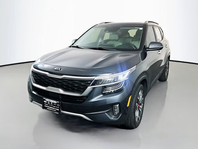 Used 2021 Kia Seltos SX w/ SX Sunroof Package image 3