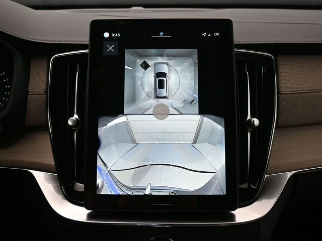 New 2026 Volvo XC90 B6 Plus w/ Protection Package Premier image 22