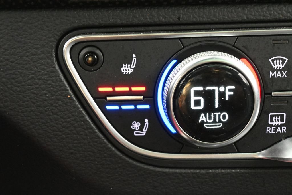 Used 2018 Audi SQ5 Prestige AWD/4WD image 26