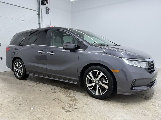 Certified 2023 Honda Odyssey Touring image 3