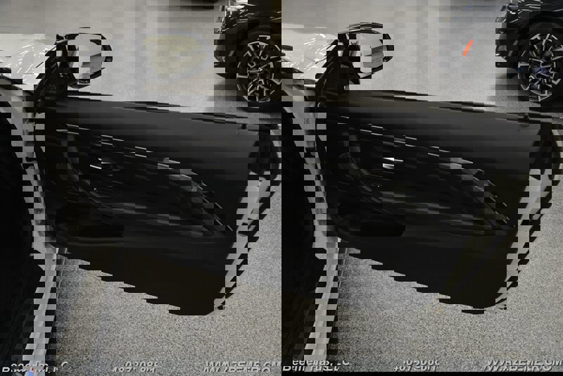 Used 2018 BMW M4 Convertible image 33