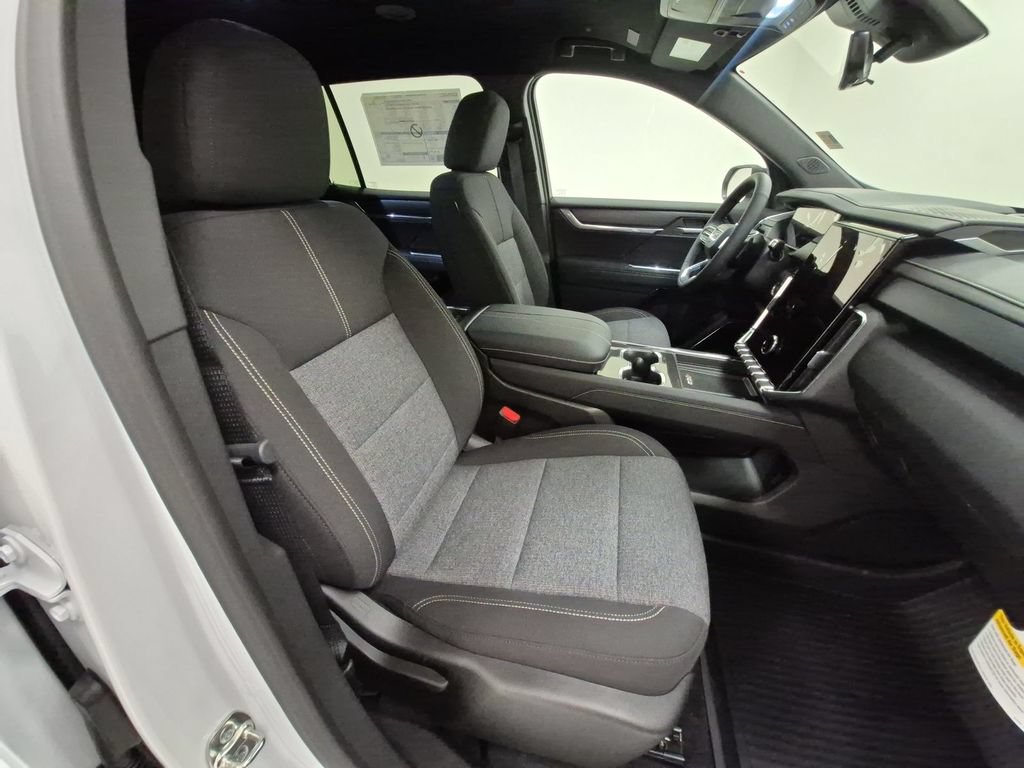 New 2026 GMC Acadia Elevation w/ Black Edition FWD image 29