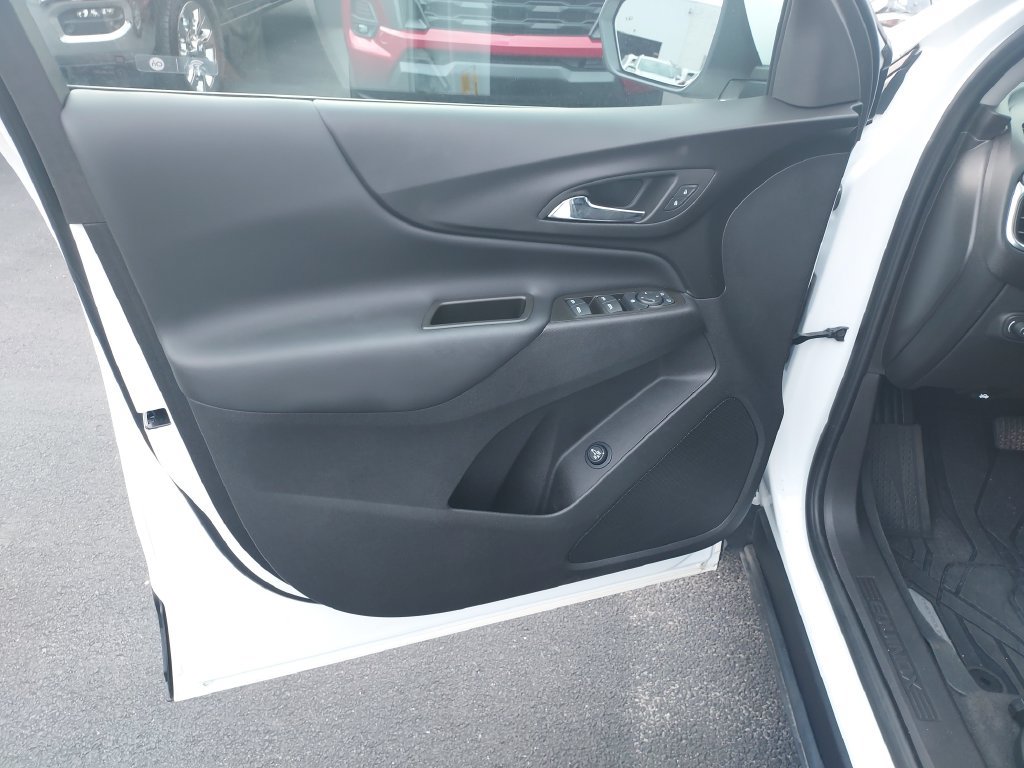 Used 2024 Chevrolet Equinox LT w/ LPO, Floor Liner Package AWD/4WD image 12