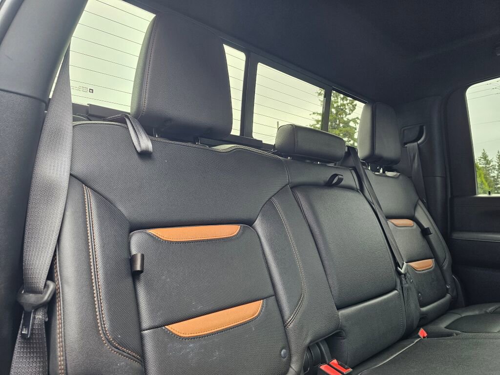 Used 2023 GMC Sierra 3500 AT4 w/ AT4 Preferred Package AWD/4WD image 13