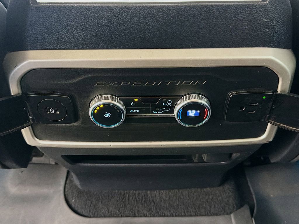 Used 2024 Ford Expedition Max XLT AWD/4WD image 40