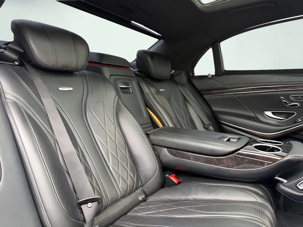 Used 2016 Mercedes-Benz S 63 AMG 4MATIC Sedan image 31