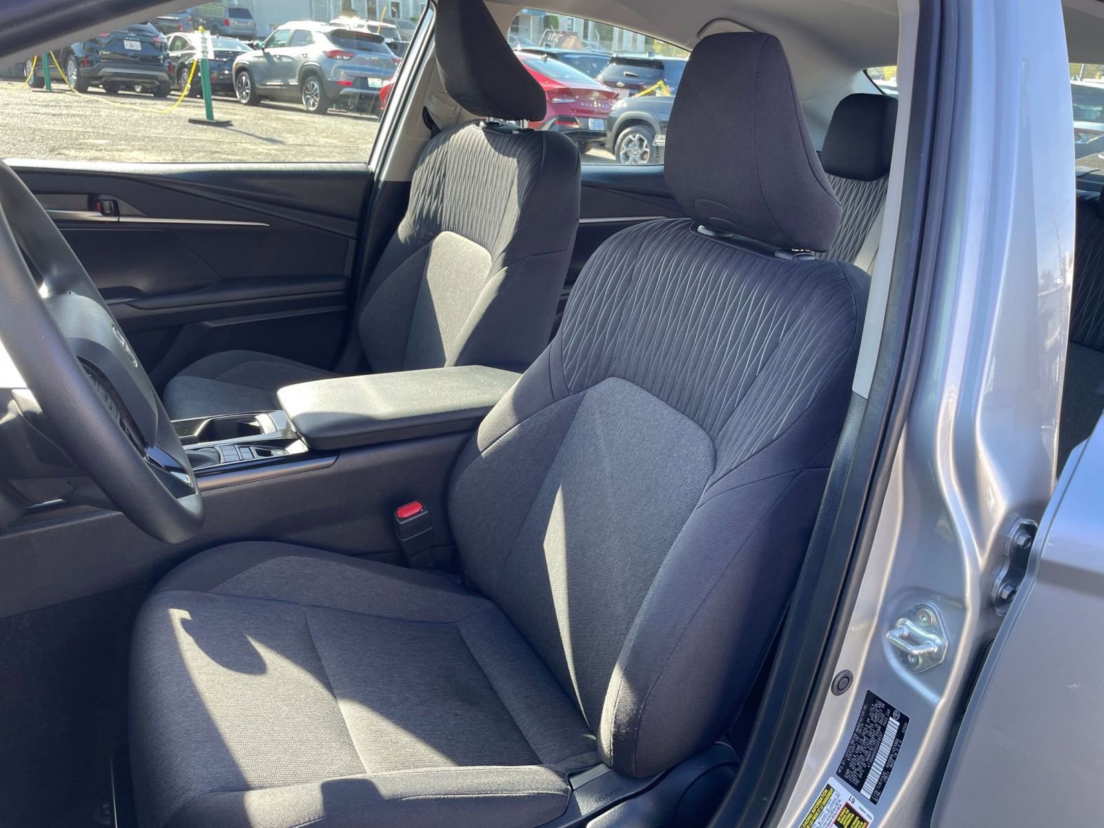 Used 2025 Toyota Camry LE image 35