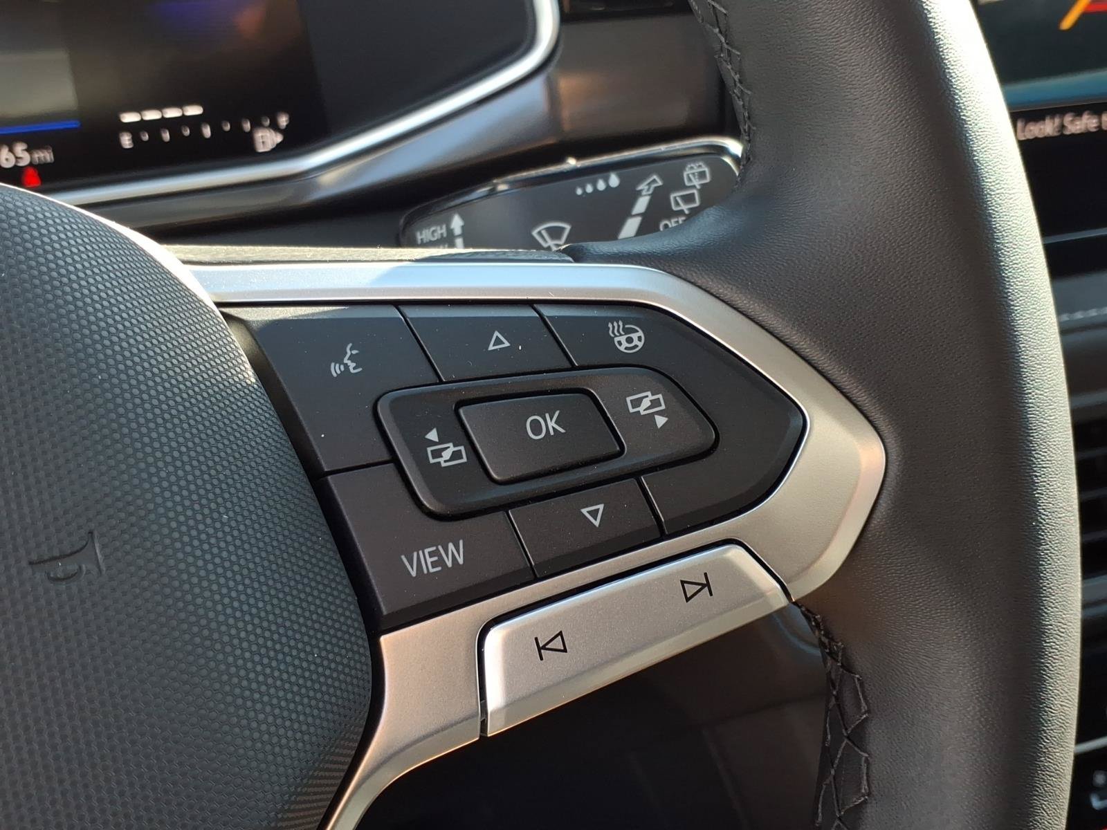 New 2026 Volkswagen Taos SE FWD image 20