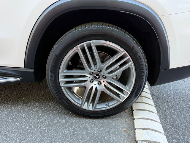 Used 2020 Mercedes-Benz GLS 450 4MATIC image 43