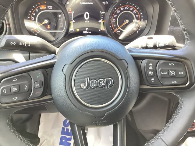Certified 2025 Jeep Wrangler Unlimited Rubicon AWD/4WD image 12