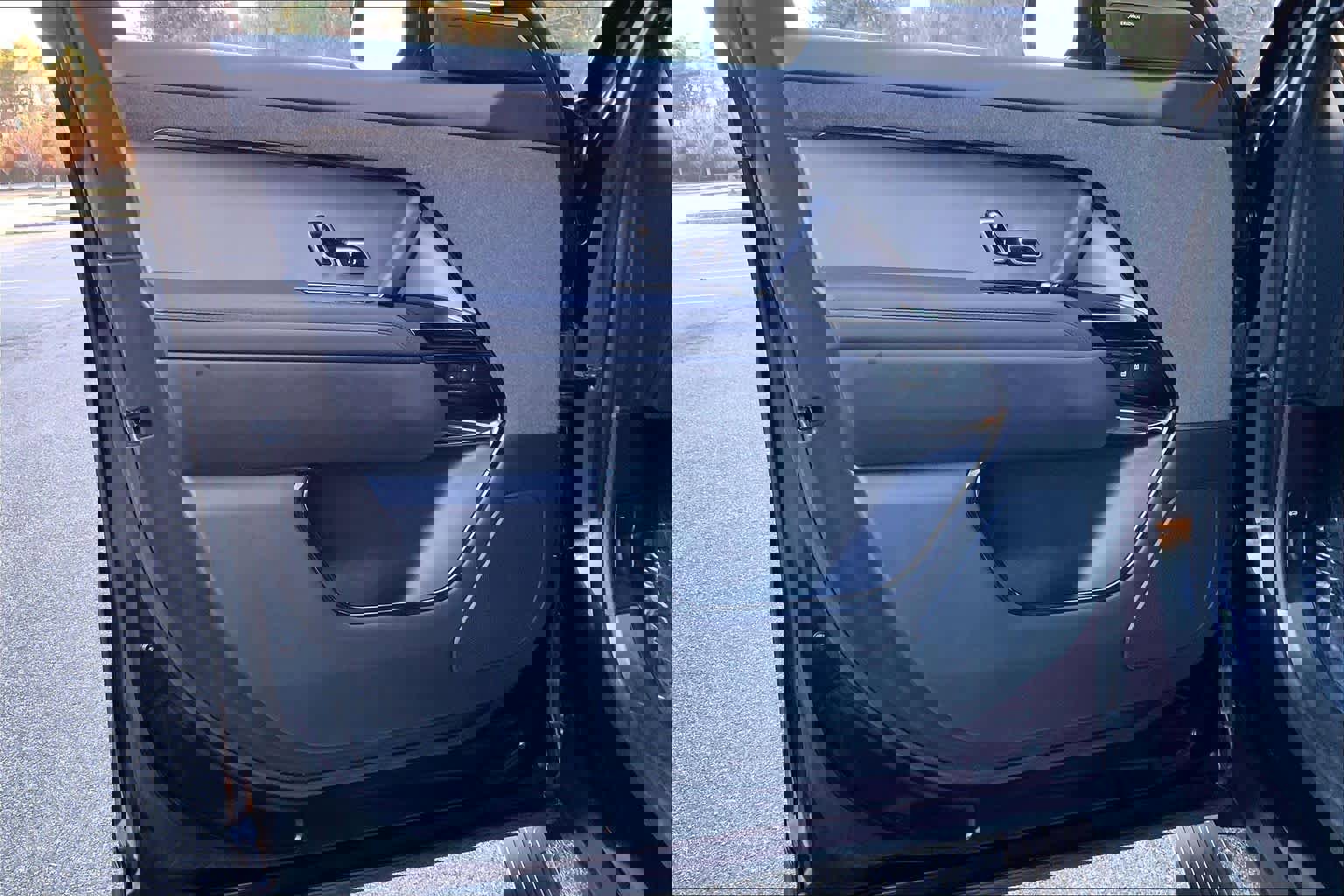 Used 2024 Land Rover Range Rover Sport SE image 20