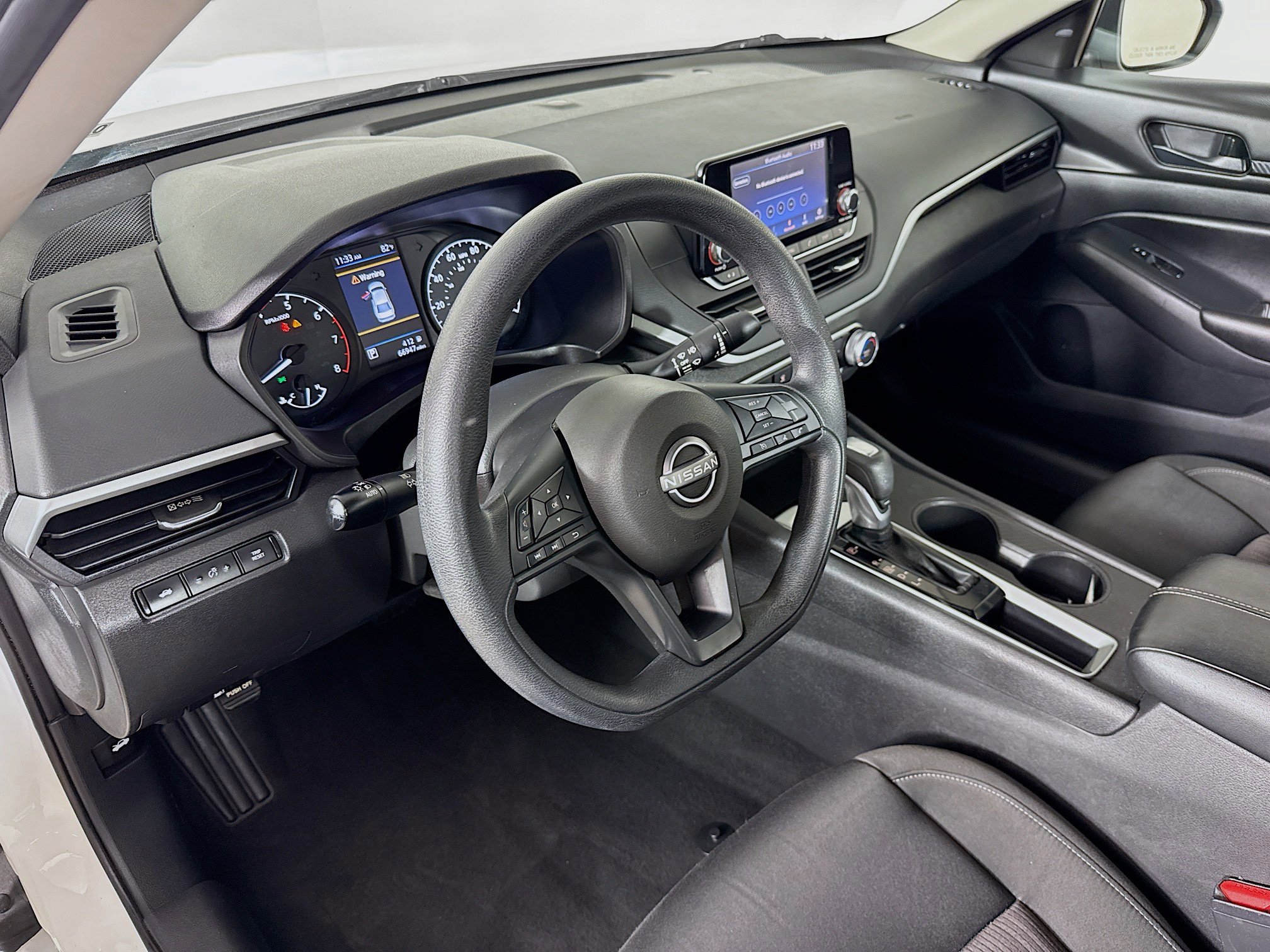 Used 2024 Nissan Altima 2.5 S FWD image 8