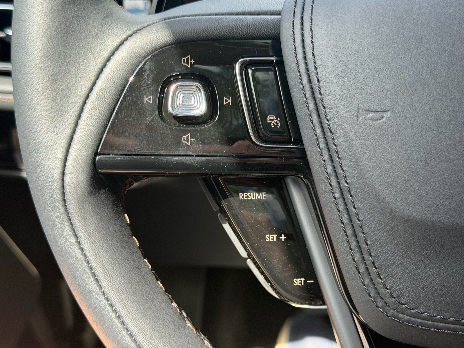 New 2026 Lincoln Aviator Reserve AWD/4WD image 29