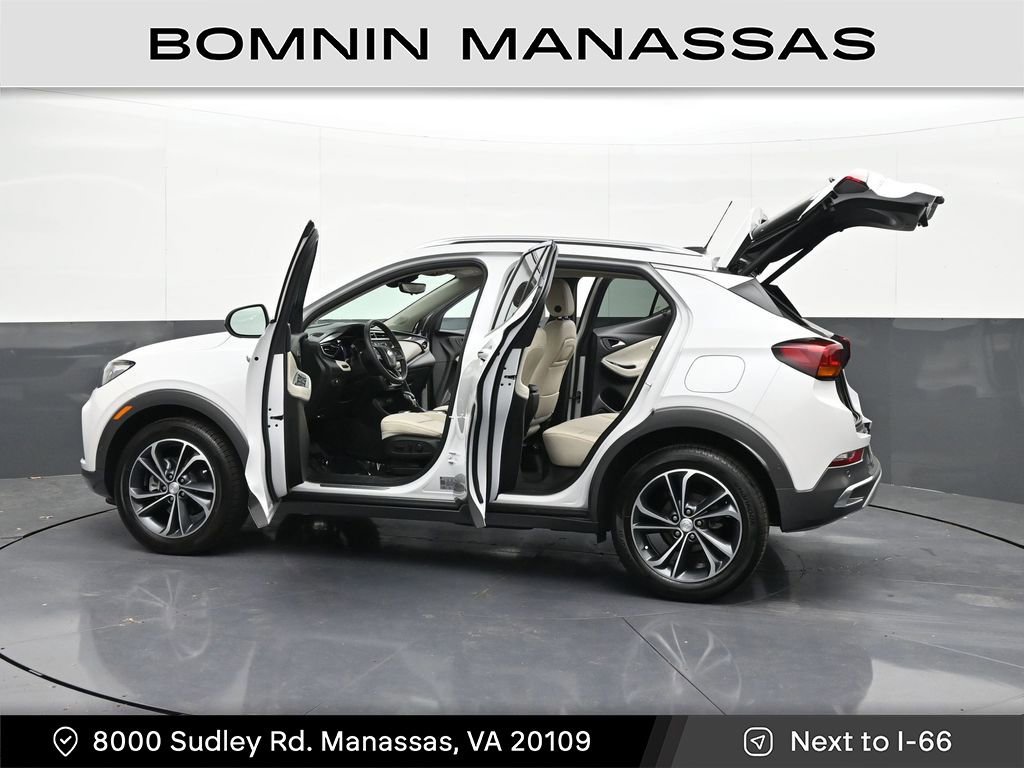 Used 2023 Buick Encore GX Essence w/ Advanced Technology Package FWD image 41
