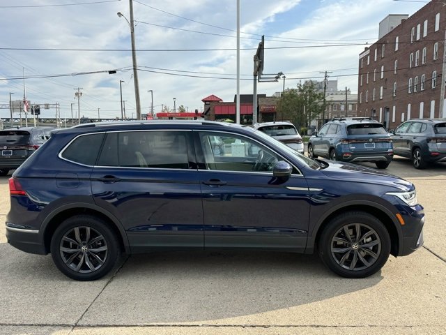 Used 2023 Volkswagen Tiguan SE image 6