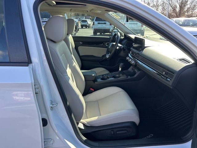 Used 2023 Honda Civic Touring image 14