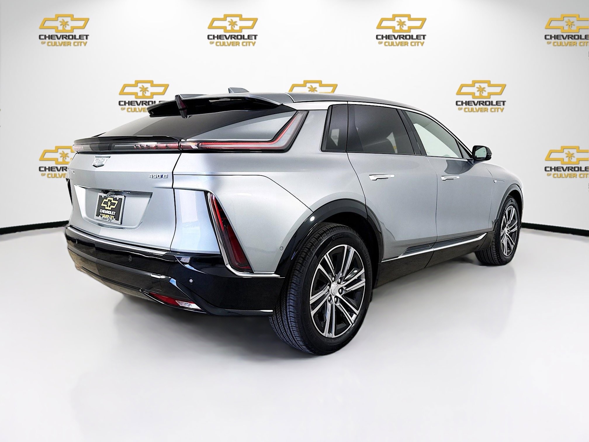 Used 2025 Cadillac Lyriq Luxury RWD image 7