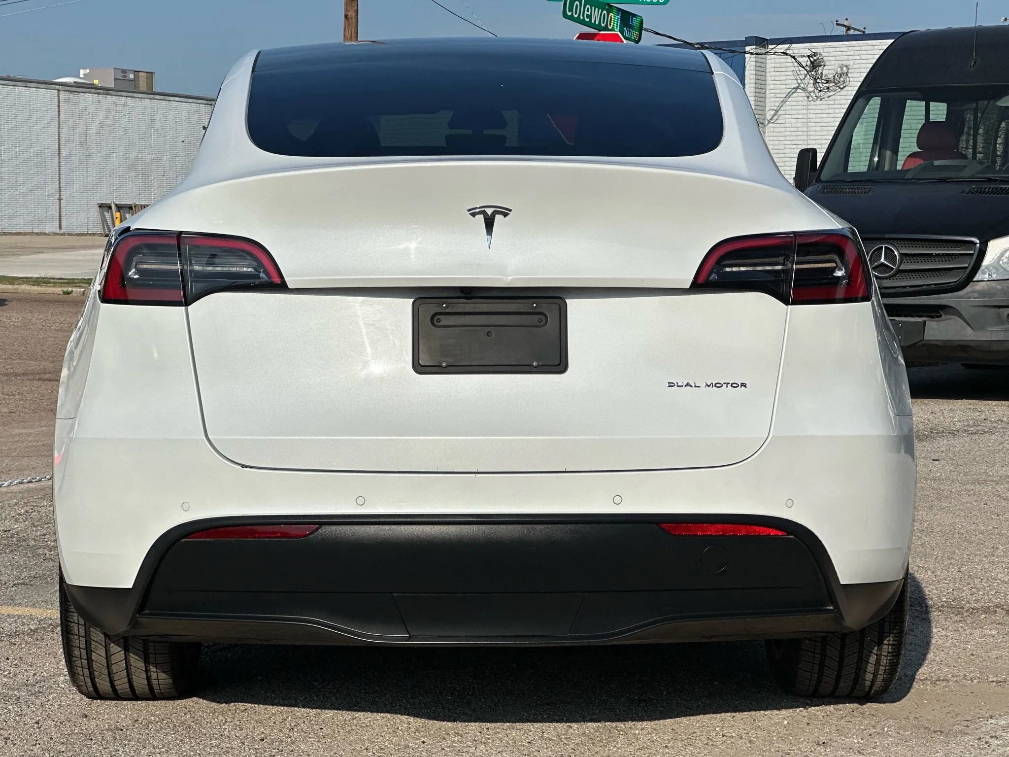 Used 2021 Tesla Model Y Long Range image 6