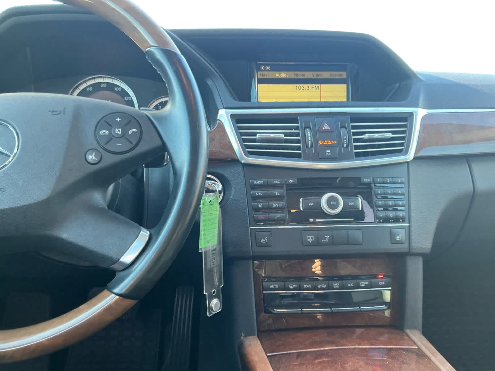 Used 2010 Mercedes-Benz E 350 4MATIC Sedan image 11