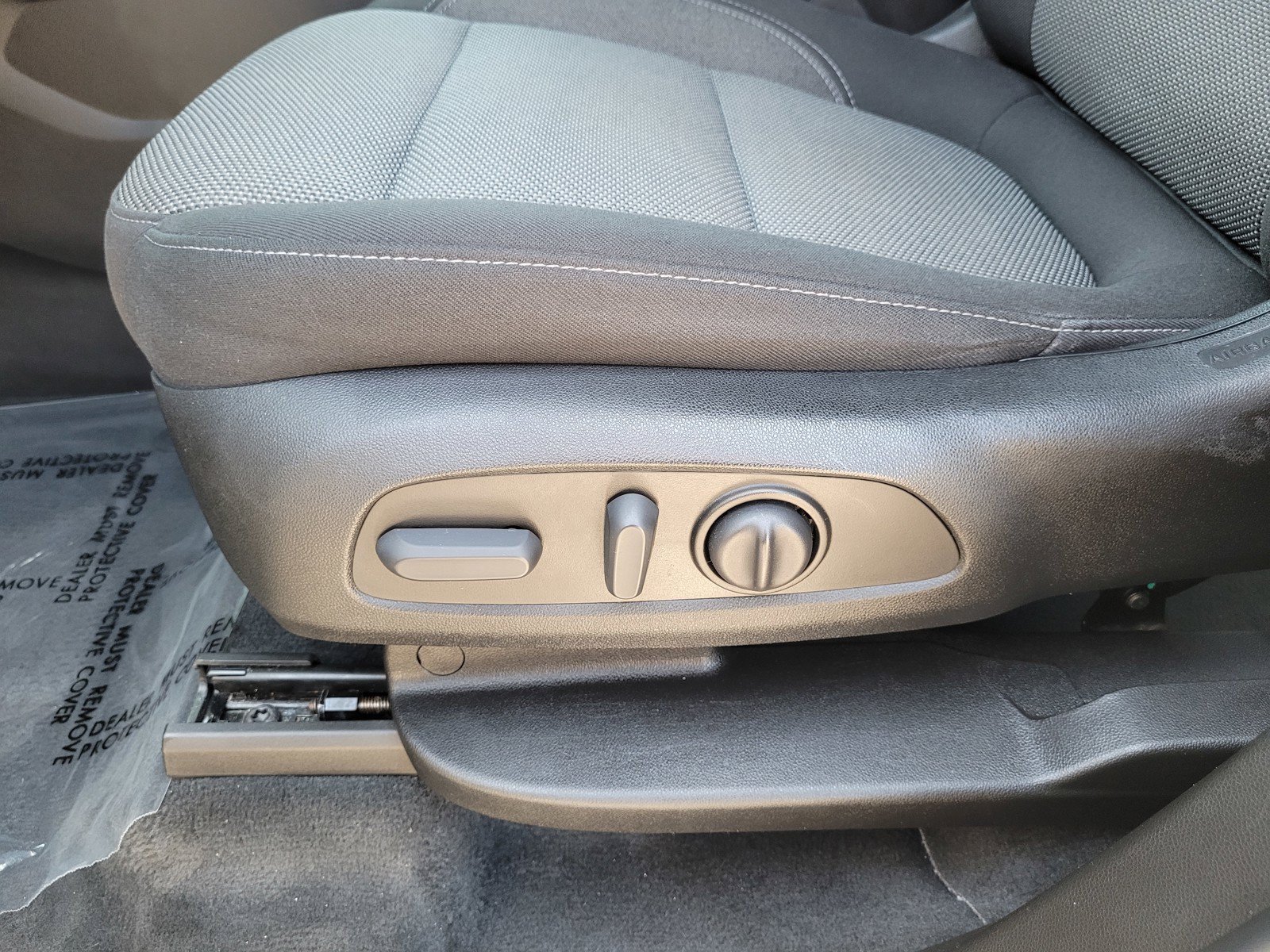 Used 2023 Chevrolet Traverse LT AWD/4WD image 12