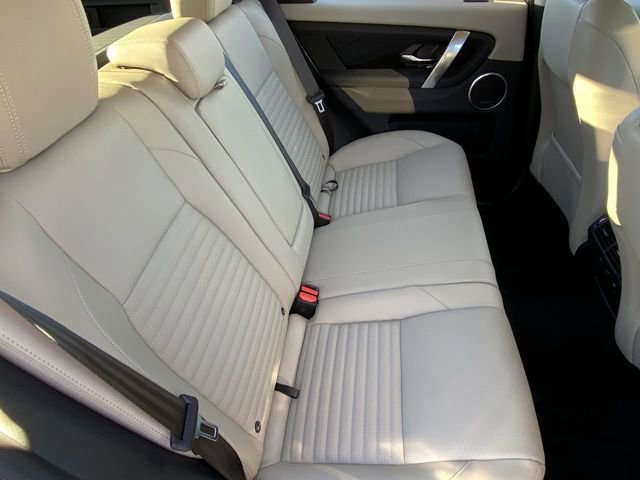 New 2025 Land Rover Discovery Sport S image 12