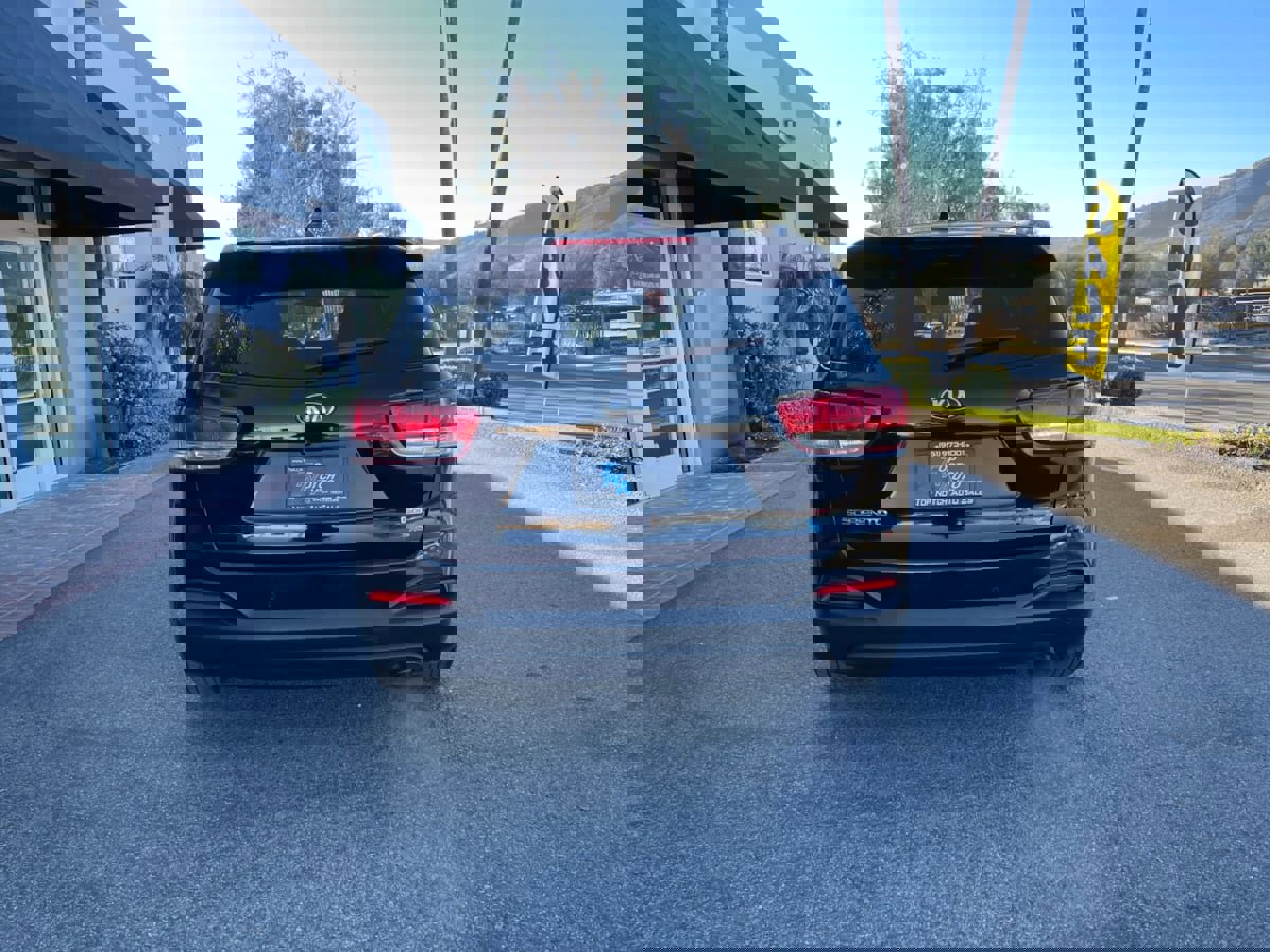 Used 2016 Kia Sorento LX w/ LX Convenience Package image 6