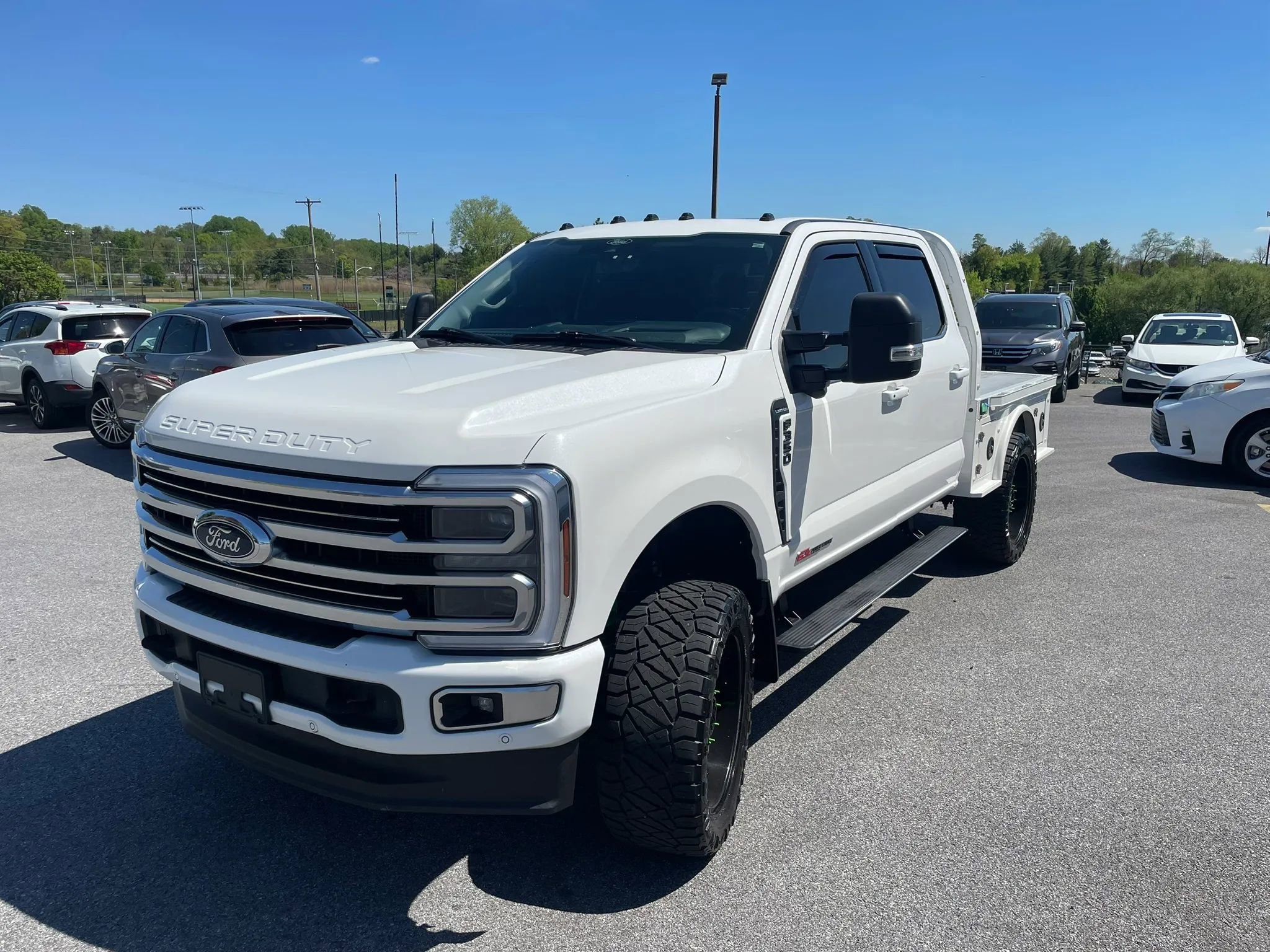 Used 2024 Ford F350 Limited w/ FX4 Off-Road Package AWD/4WD image 8
