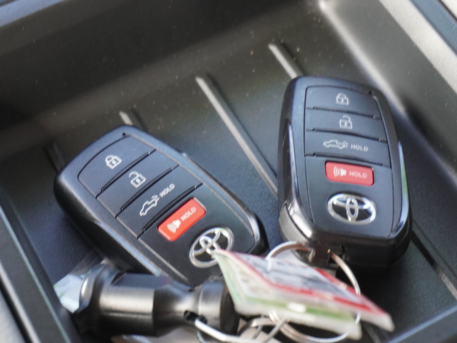 Used 2023 Toyota Tundra Limited AWD/4WD image 19