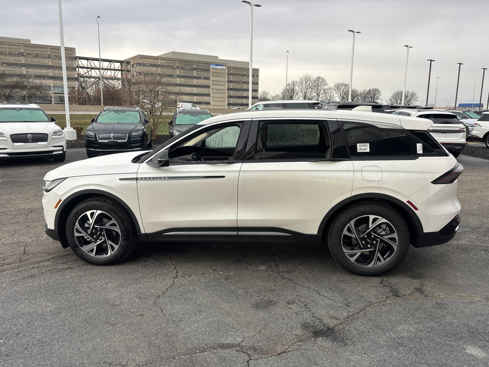 New 2026 Lincoln Nautilus Premier w/ Equipment Group 102A image 4