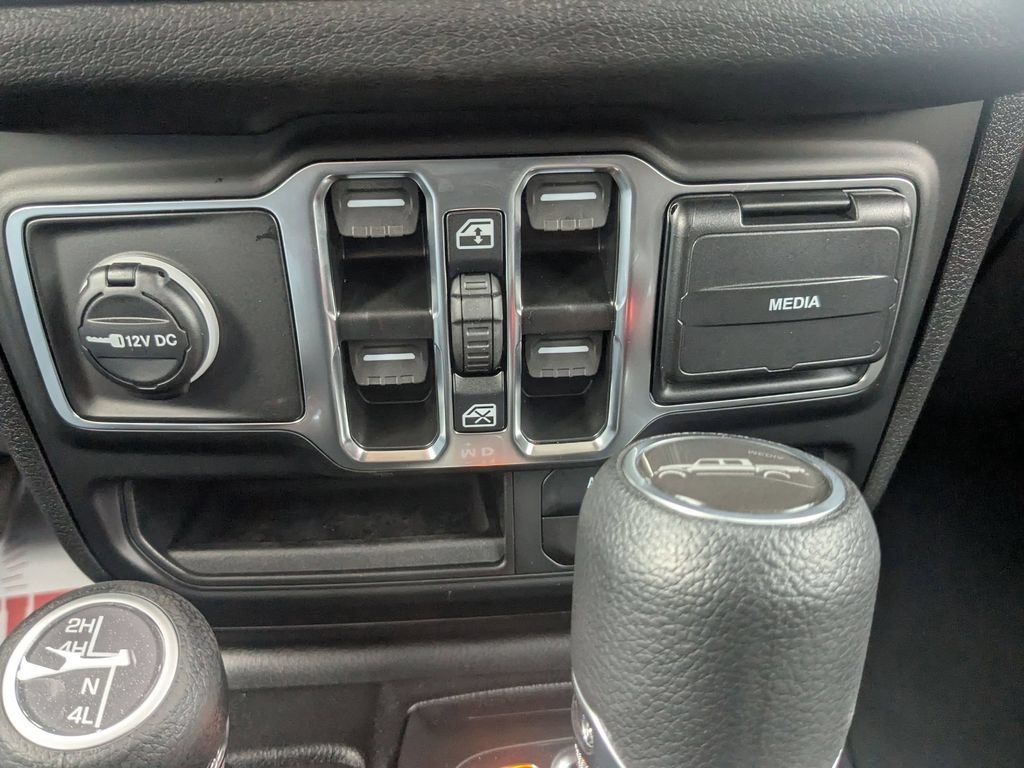 New 2026 Jeep Gladiator Sport AWD/4WD image 23