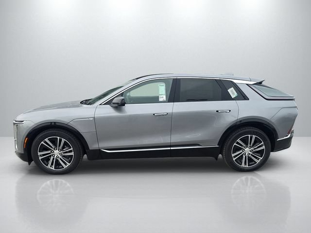New 2026 Cadillac Lyriq Luxury RWD image 8