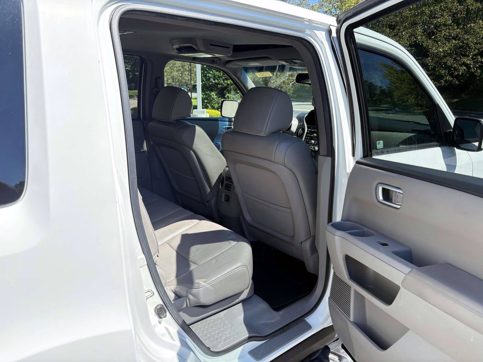Used 2012 Honda Pilot EX-L image 24
