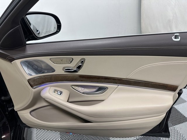Used 2014 Mercedes-Benz S 550 Sedan image 30
