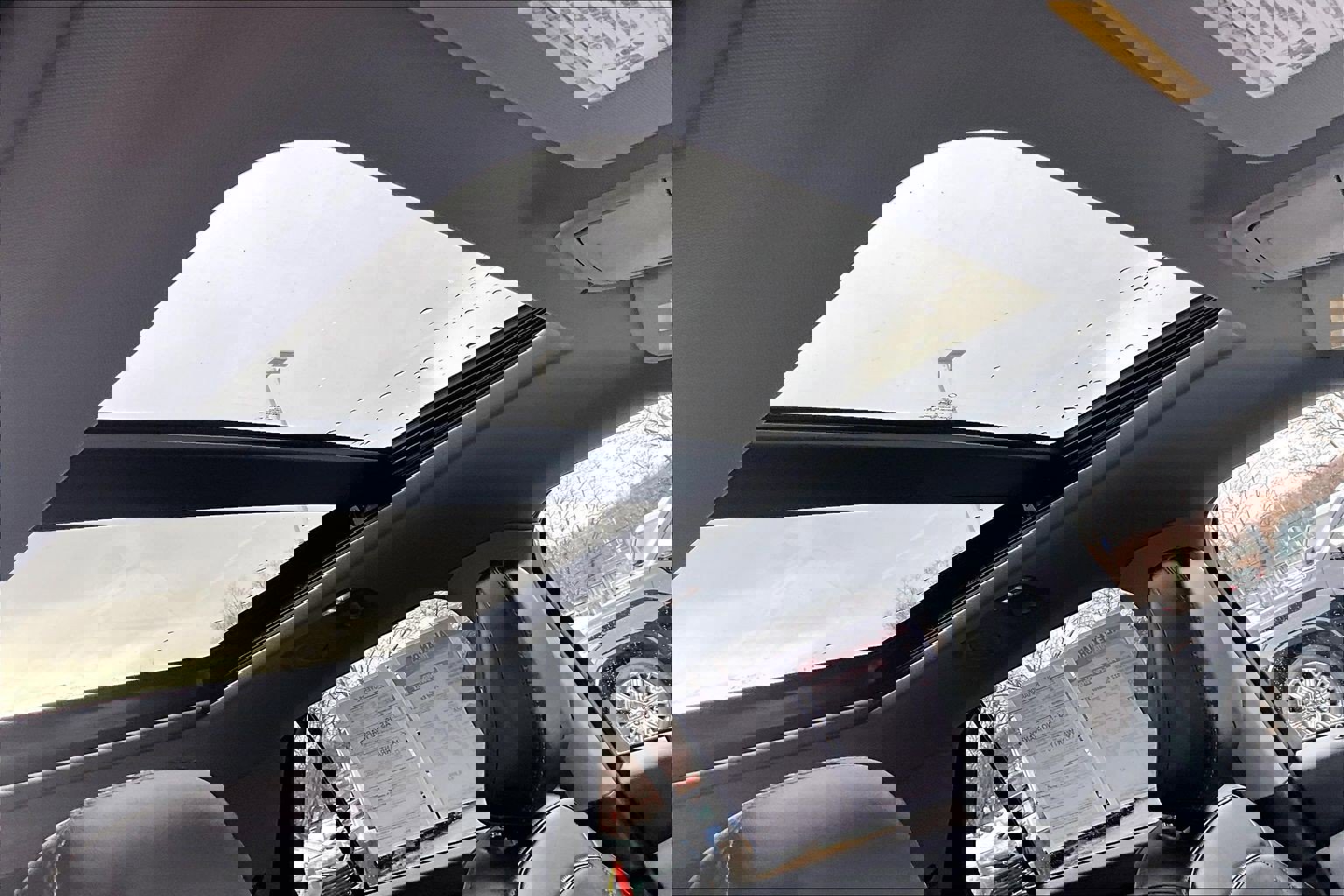 Used 2022 Ford Explorer XLT w/ Equipment Group 202A image 20