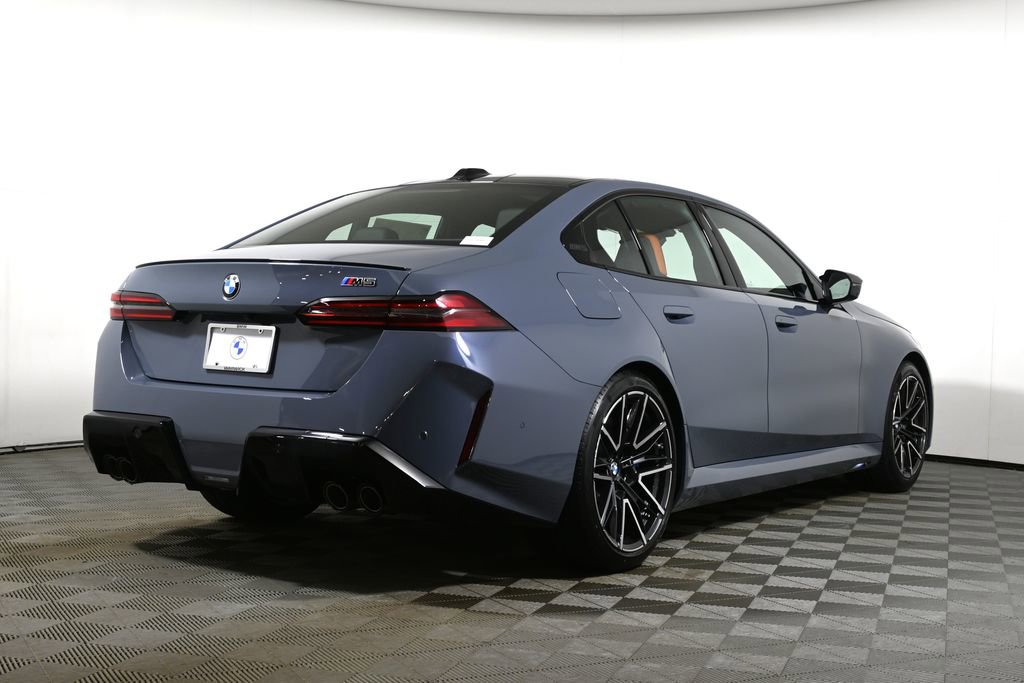 New 2026 BMW M5 w/ Executive Package AWD/4WD image 7