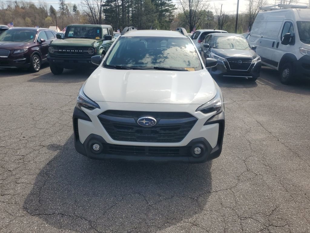 Used 2023 Subaru Outback 2.5i image 3