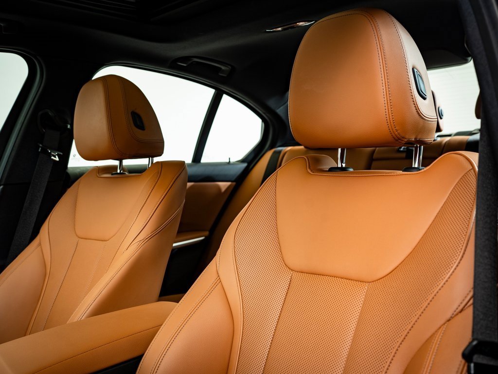 Certified 2024 BMW 330i xDrive Sedan image 19