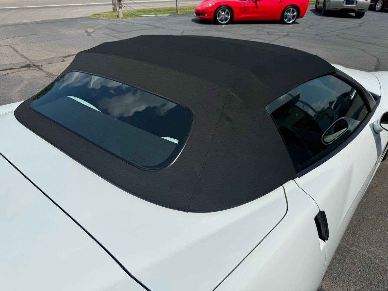 Used 2006 Chevrolet Corvette Convertible w/ Preferred Equipment Group image 18