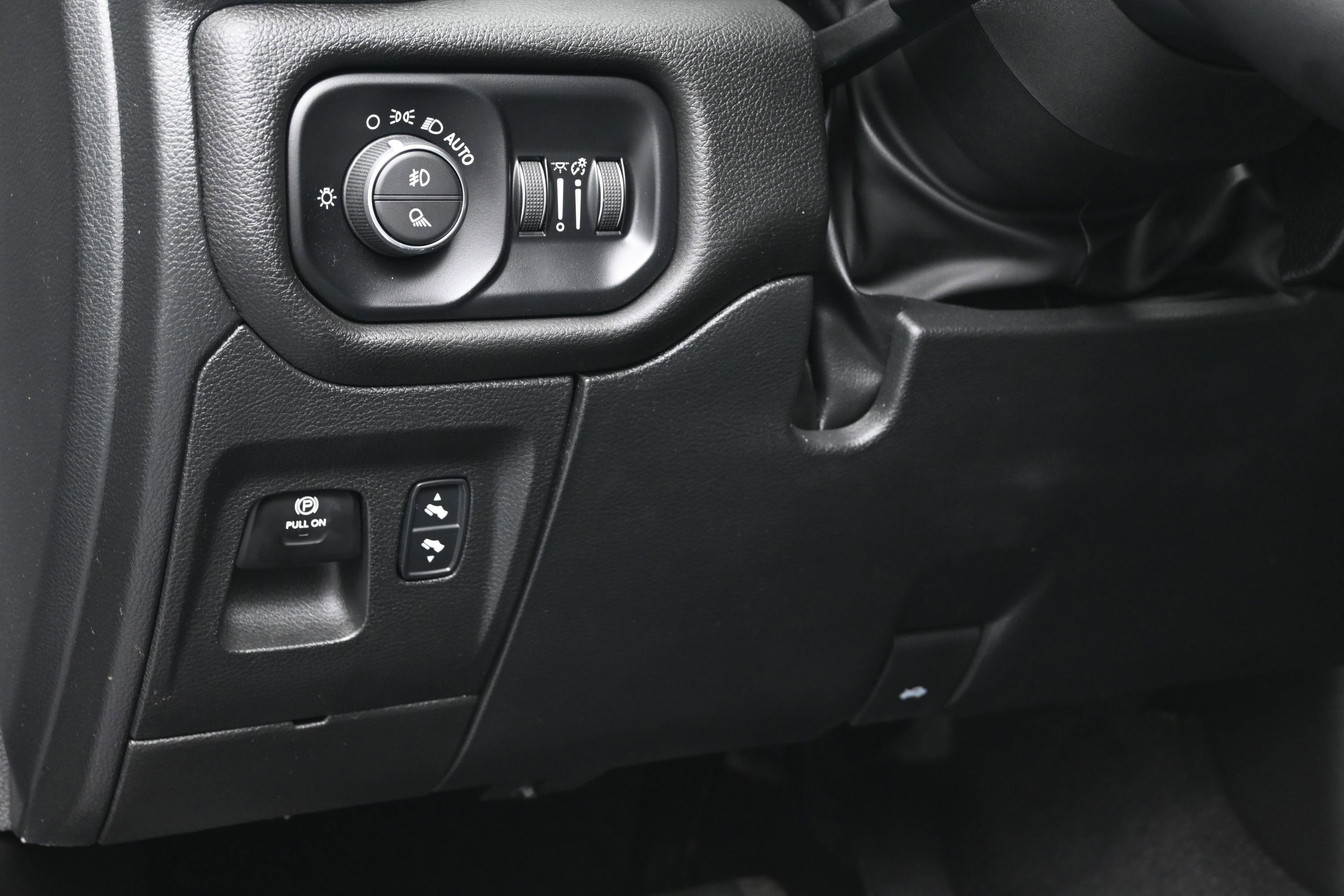 Used 2025 RAM 1500 Lone Star AWD/4WD image 23