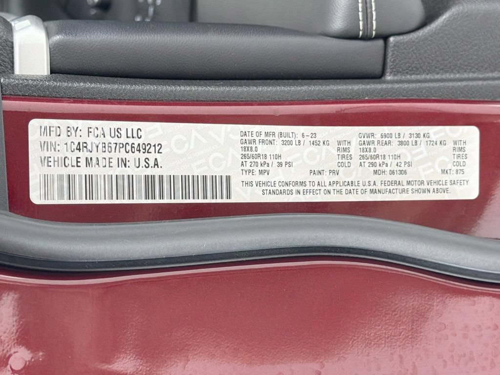 Used 2023 Jeep Grand Cherokee 4WD 4xe image 36