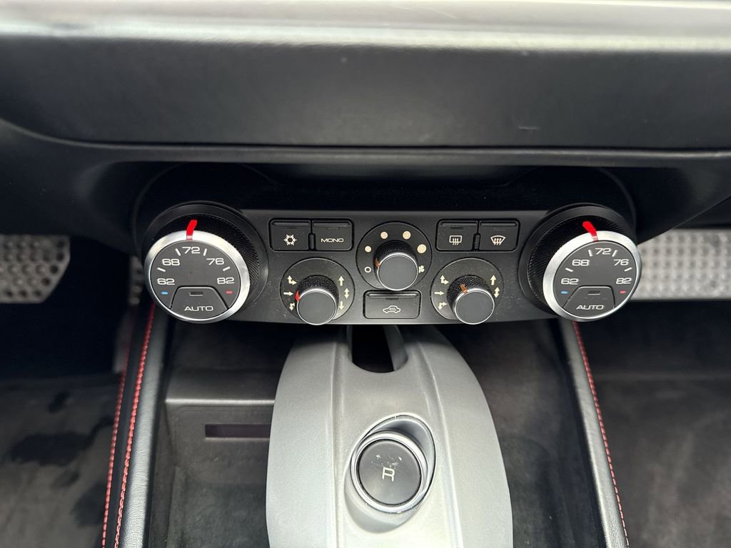 Used 2015 Ferrari California T image 19